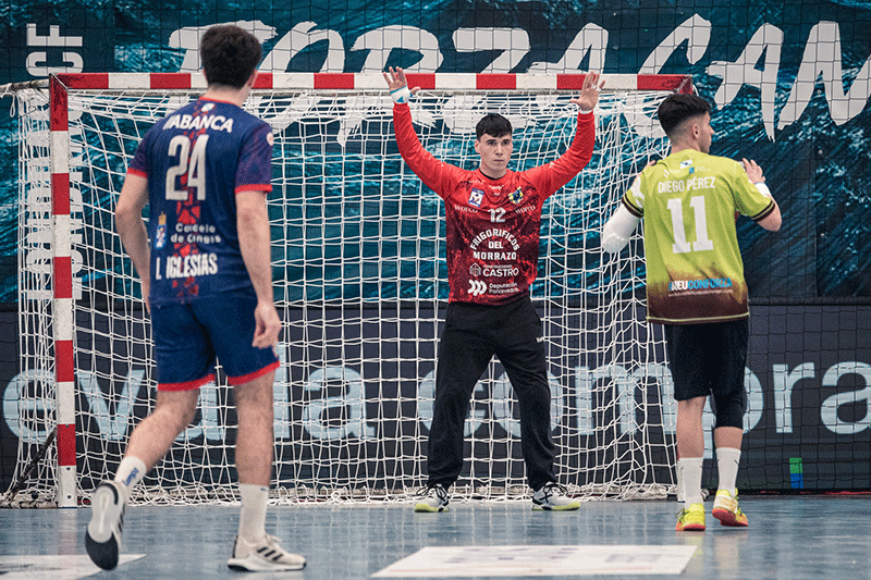 Luceros 31 – Bueu 43